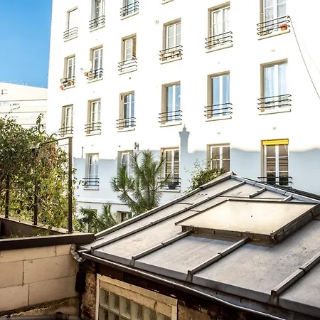 Charming Studio Near The Pere Lachaise Cemetery *
