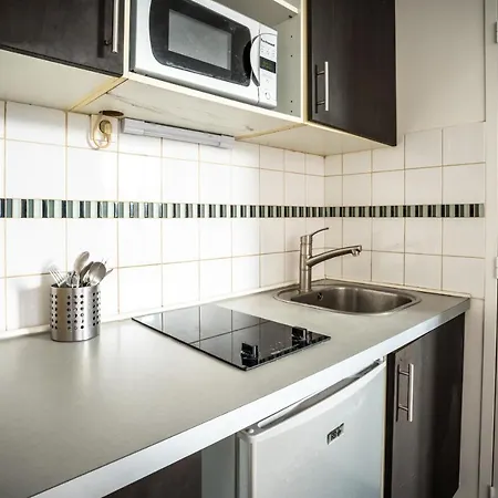 Charming Studio Near The Pere Lachaise Cemetery باريس